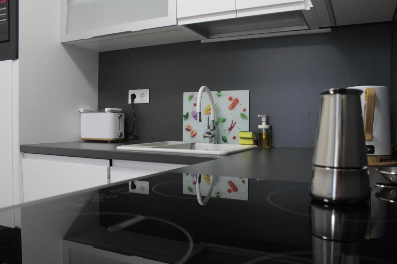 Vizparti Apartman Siofok Bagian luar foto