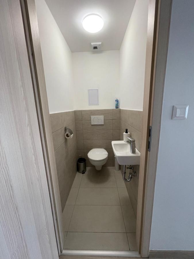 Vizparti Apartman Siofok Bagian luar foto