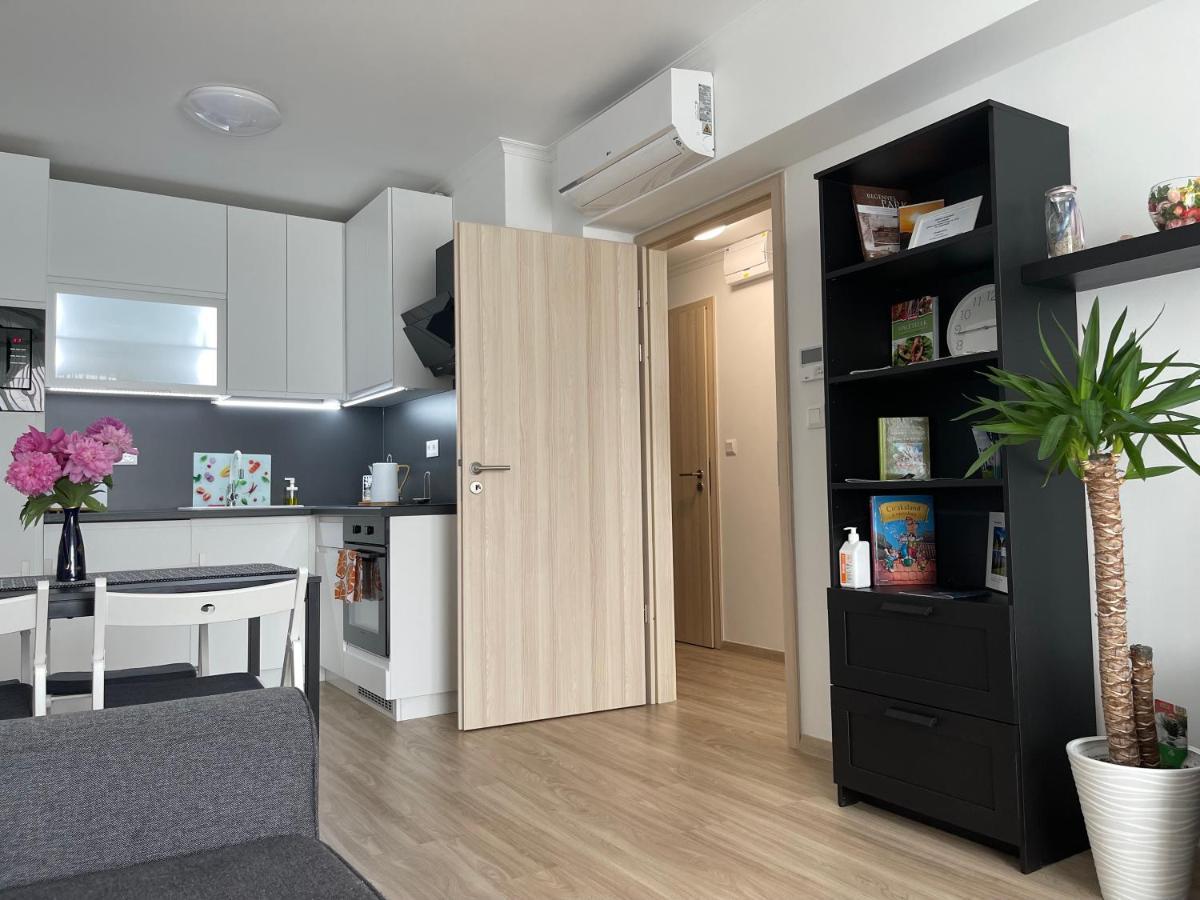 Vizparti Apartman Apartment Siofok Bagian luar foto